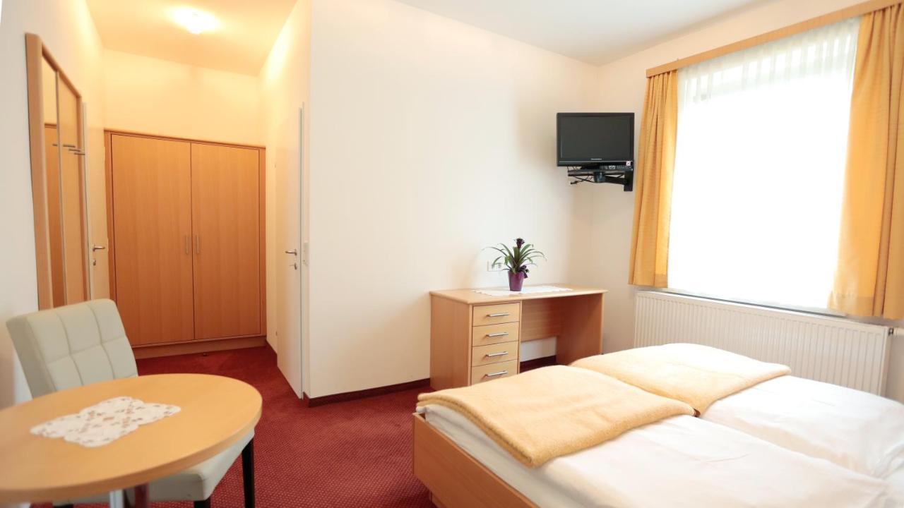 Hotel Reineldis Мурэкк Экстерьер фото