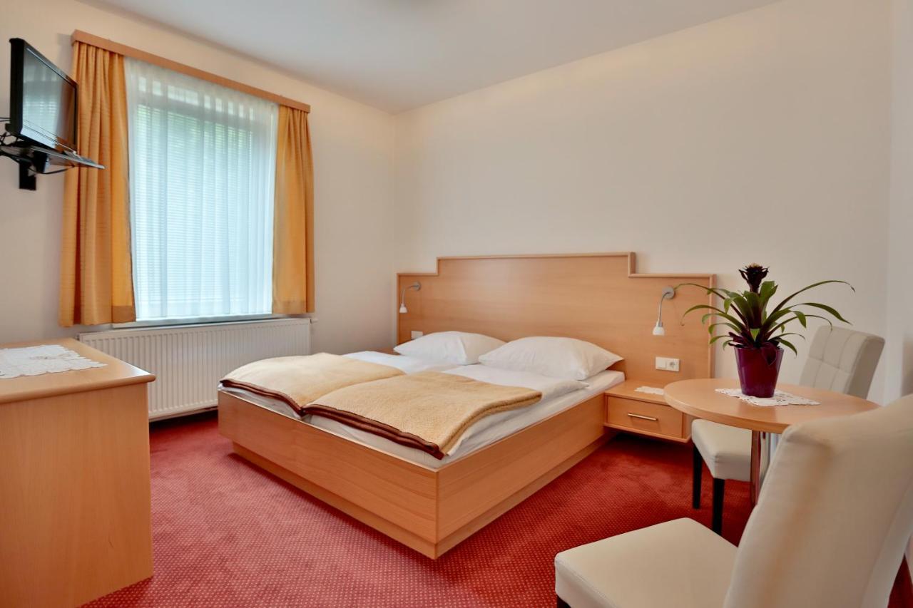 Hotel Reineldis Мурэкк Экстерьер фото