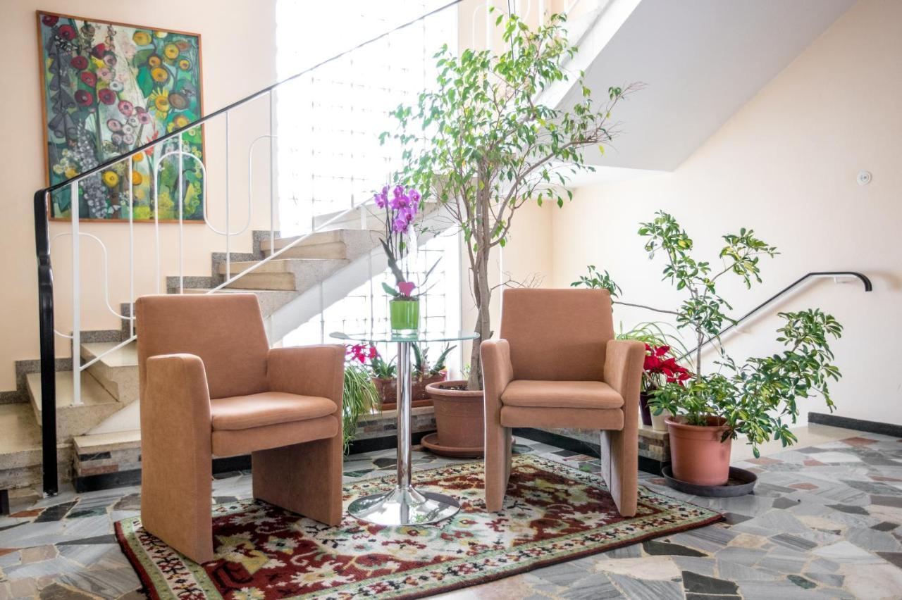 Hotel Reineldis Мурэкк Экстерьер фото